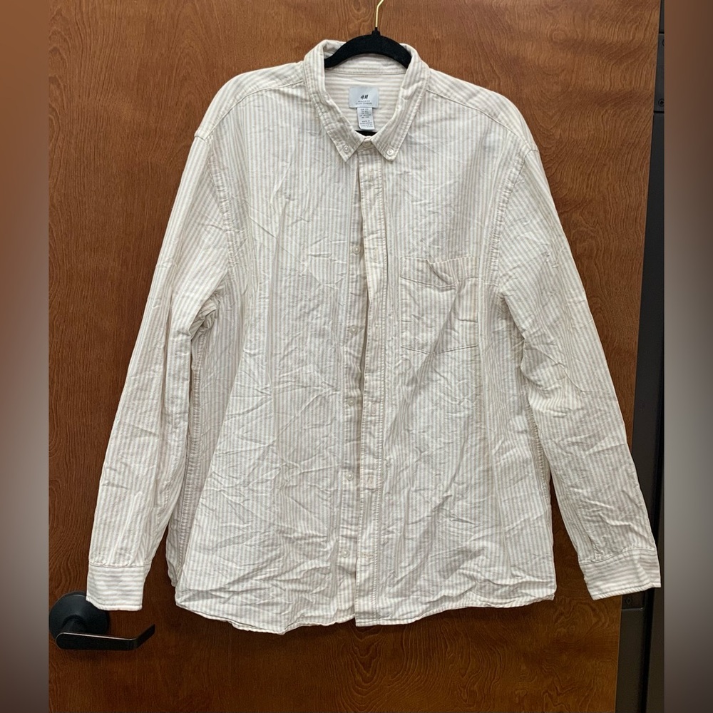 H&M cotton regular fit striped button down